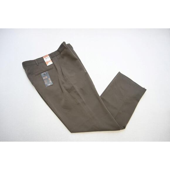 Haggar Dress Pants Smart Fiber Classic Fit Dark Brown Flat Mens 36 x 32 NWT - Picture 1 of 10